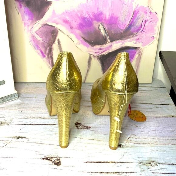 🌷 Chelsea Girl🌷 Gold Snakeskin Print Platform Heels NWT - Picture 6 of 11